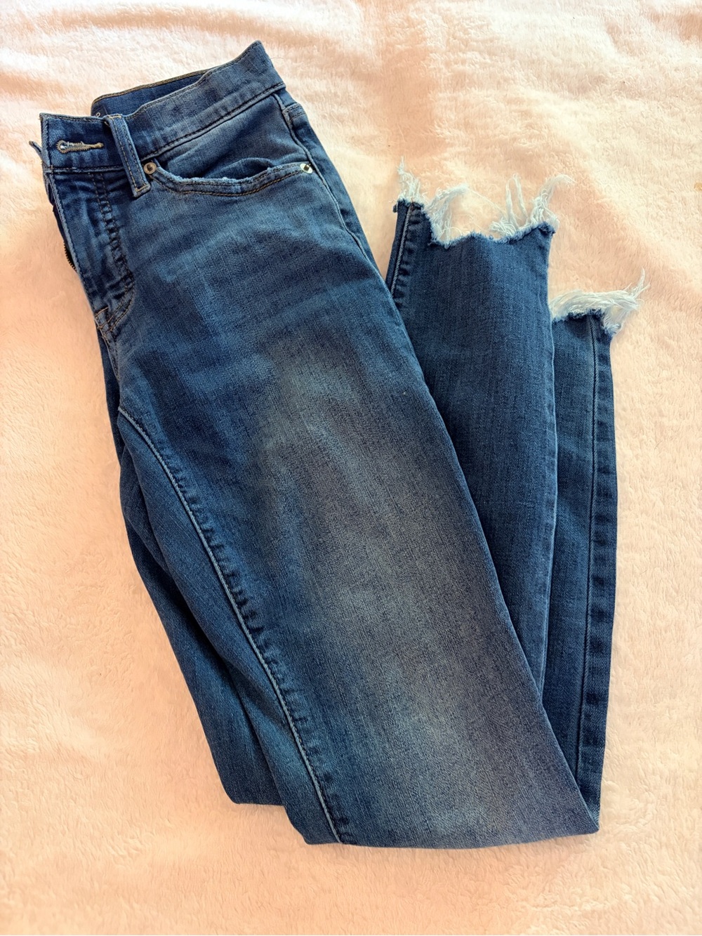 Women’s Lucky Brand Dark Blue Frayed Hem Jeans